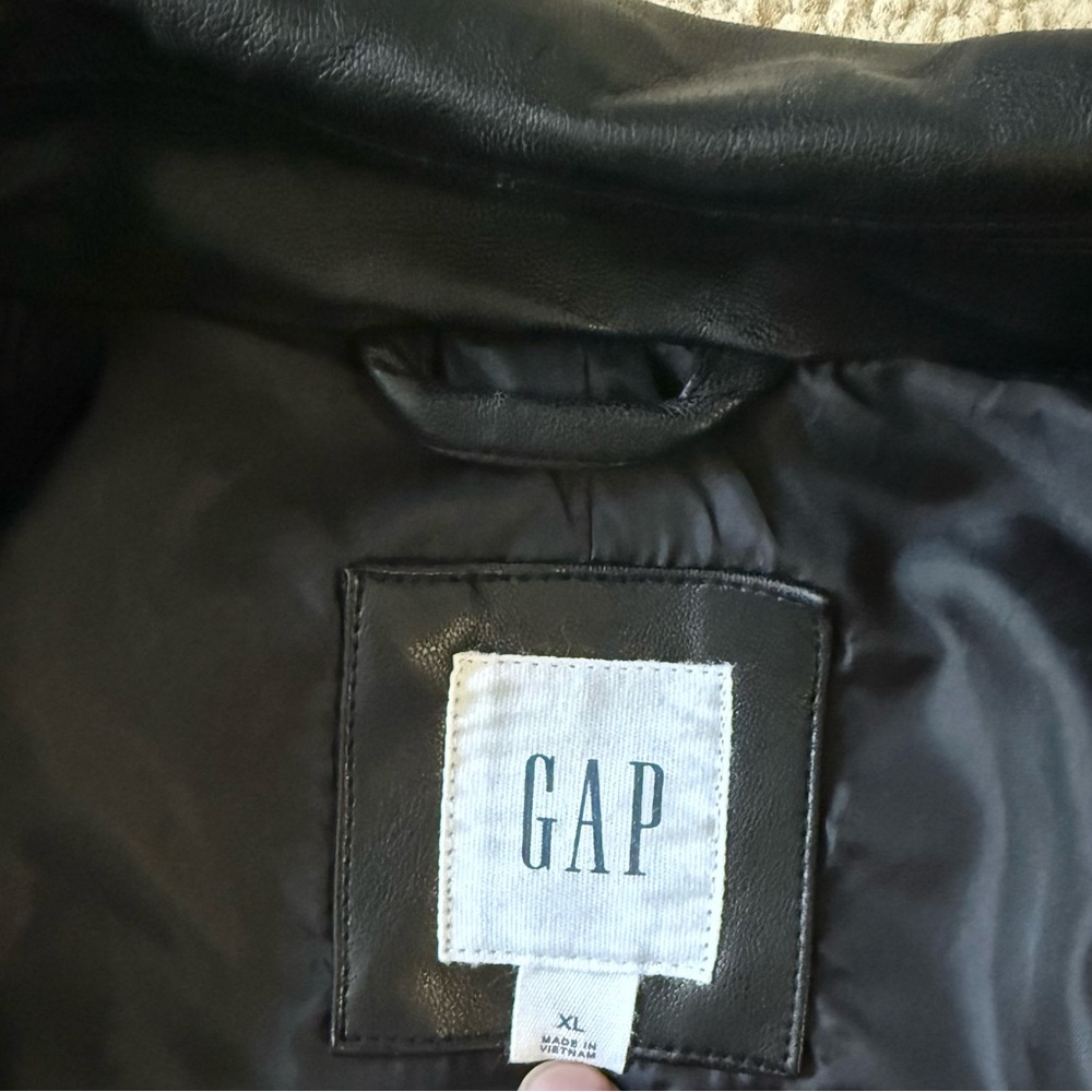 Gap Vegan Leather Jacket - image 5